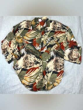 Vintage 90s JUST KAREN safari Print 3/4 Sleeve Button-Up Shirt